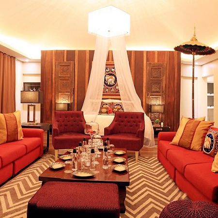 The Oriental Luxury Suites Alfonso Екстериор снимка