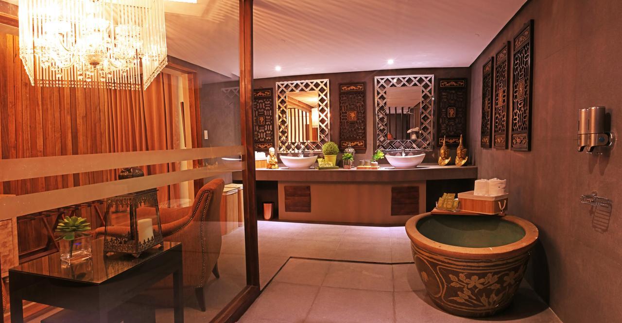The Oriental Luxury Suites Alfonso Стая снимка